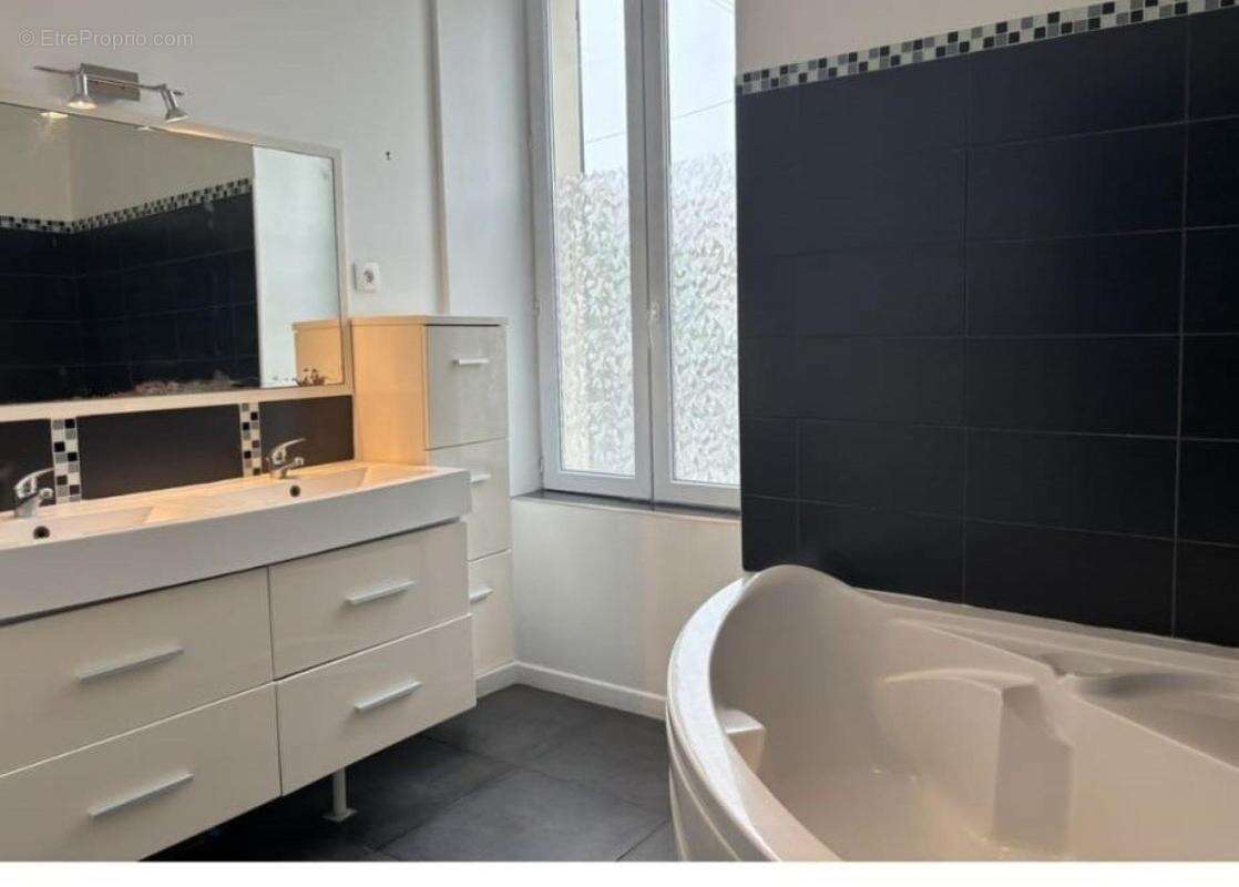 Maison 82 m² à Rochefort  - photo 8
