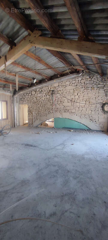 Appartement à UZES