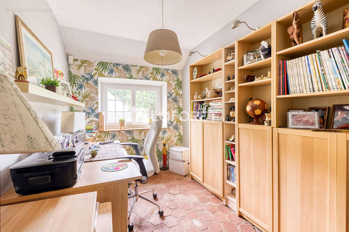 Maison à LIVERDY-EN-BRIE