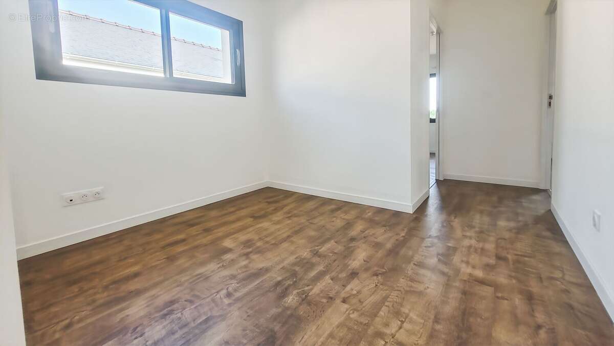 Maison 114 m² à Isse  - photo 5
