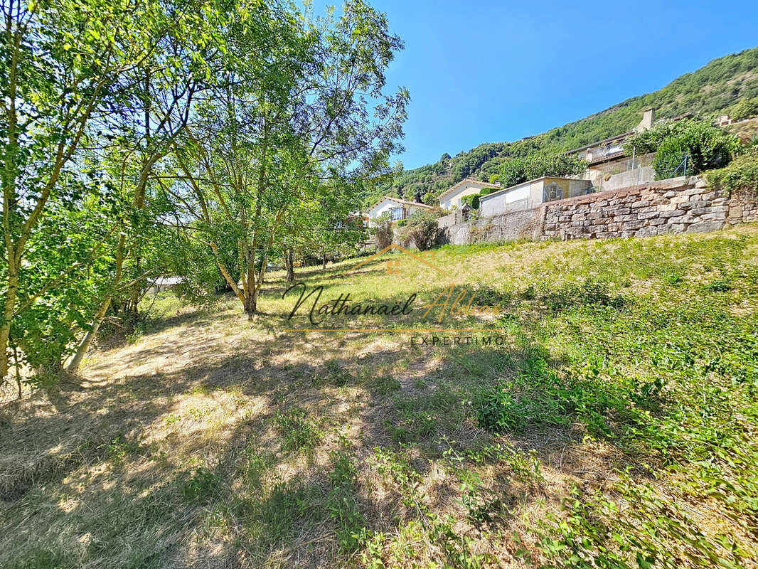 Grand terrain constructible aux Cazes - photo 6