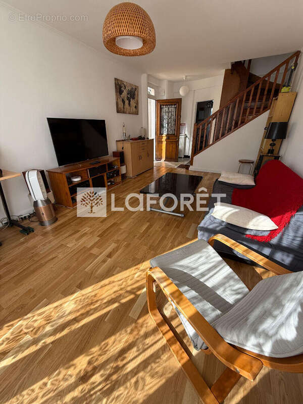 Maison à FONTENAY-SOUS-BOIS