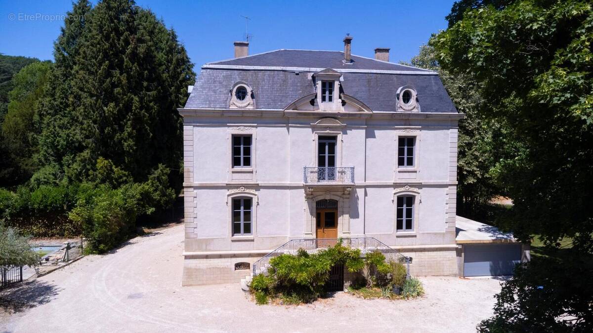 Photo 1 - Maison à NEUVILLE-SUR-AIN