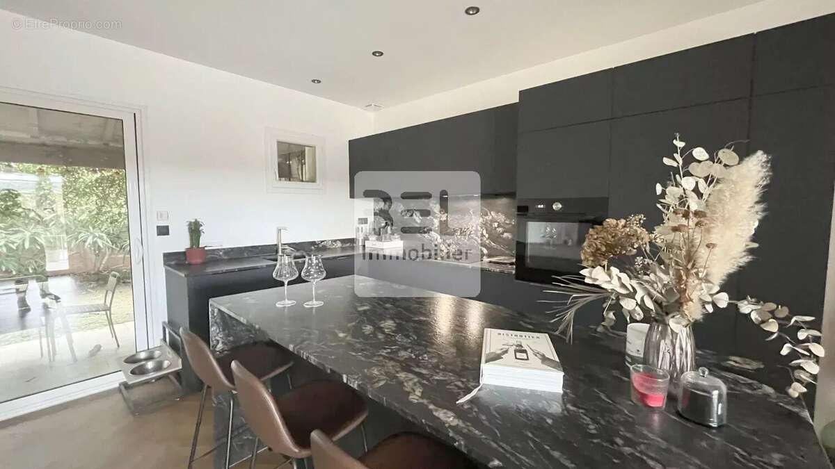 Maison à SAINT-BONNET-DU-GARD