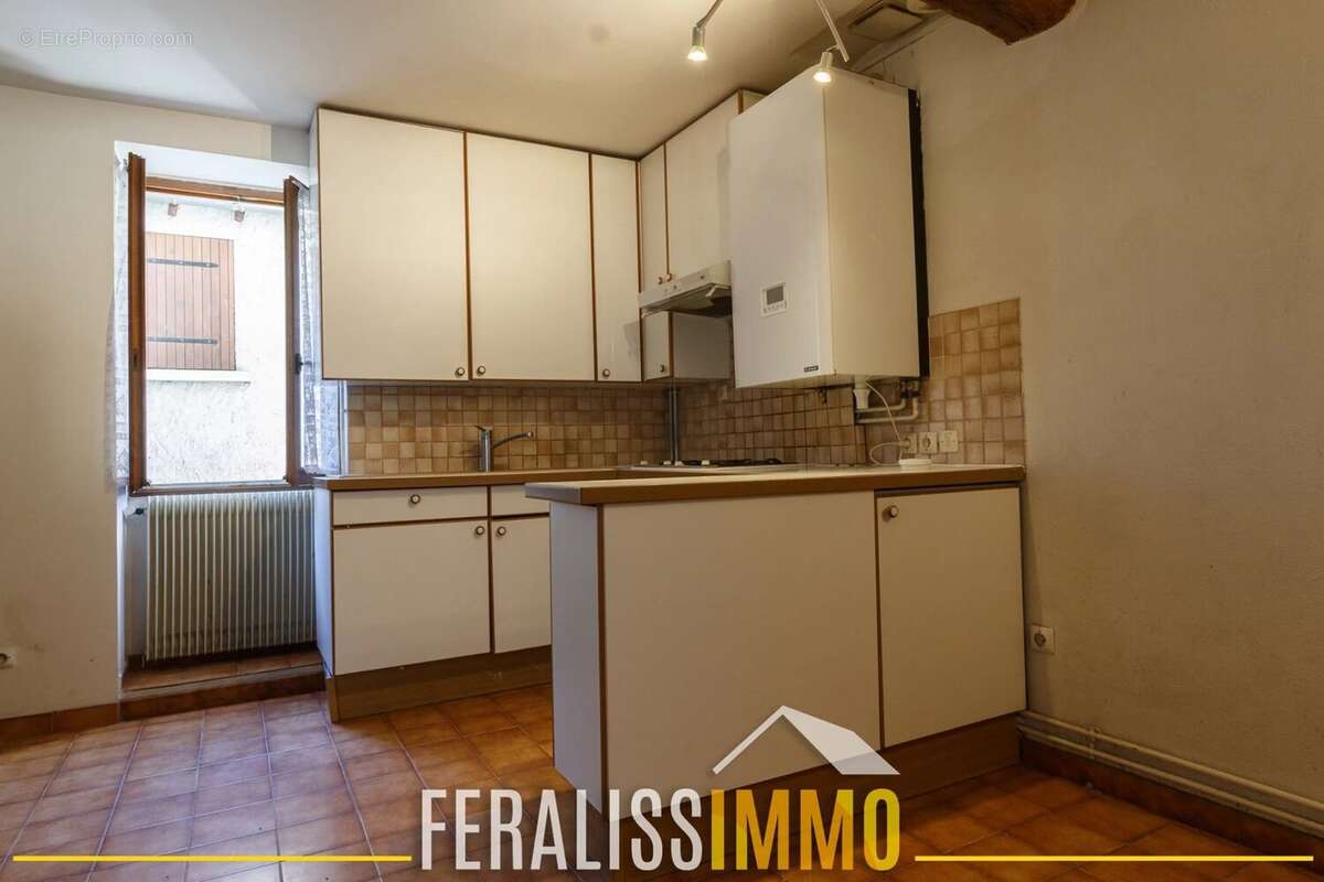 Maison à VAUX-SUR-SEINE