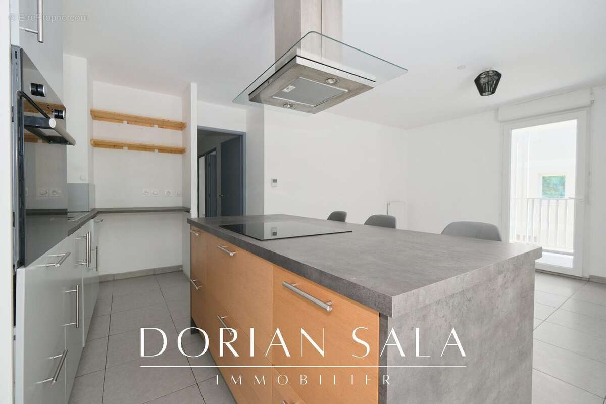Appartement à MARSEILLE-10E