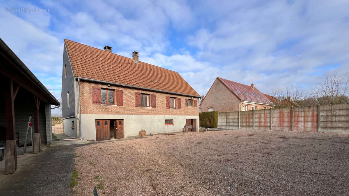 Maison à AUXI-LE-CHATEAU