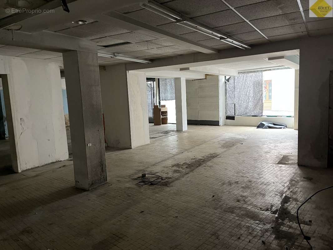 Commerce à PREUILLY-SUR-CLAISE