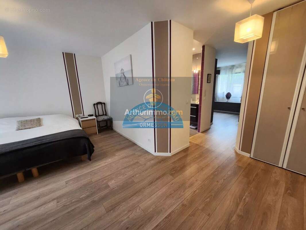 Maison à LE PLESSIS-TREVISE