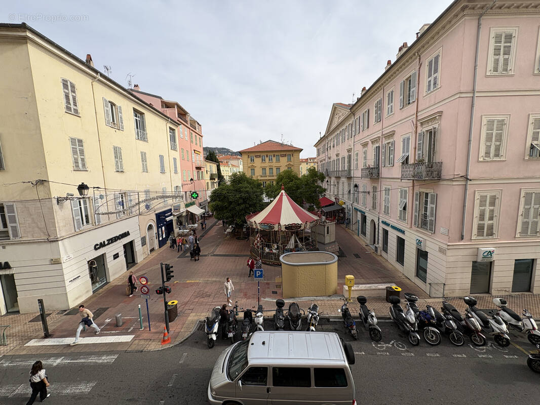 Appartement à MENTON