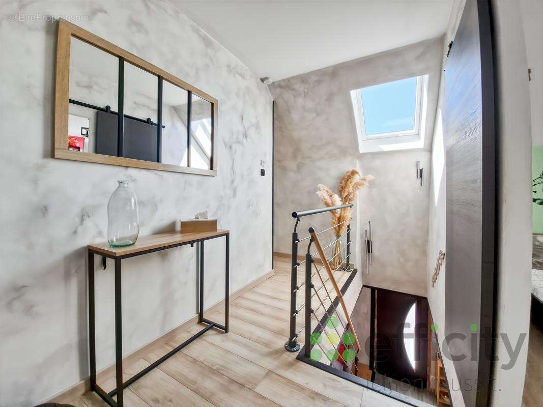 Maison 133 m² à Saint-Ouen-En-Belin  - photo 11
