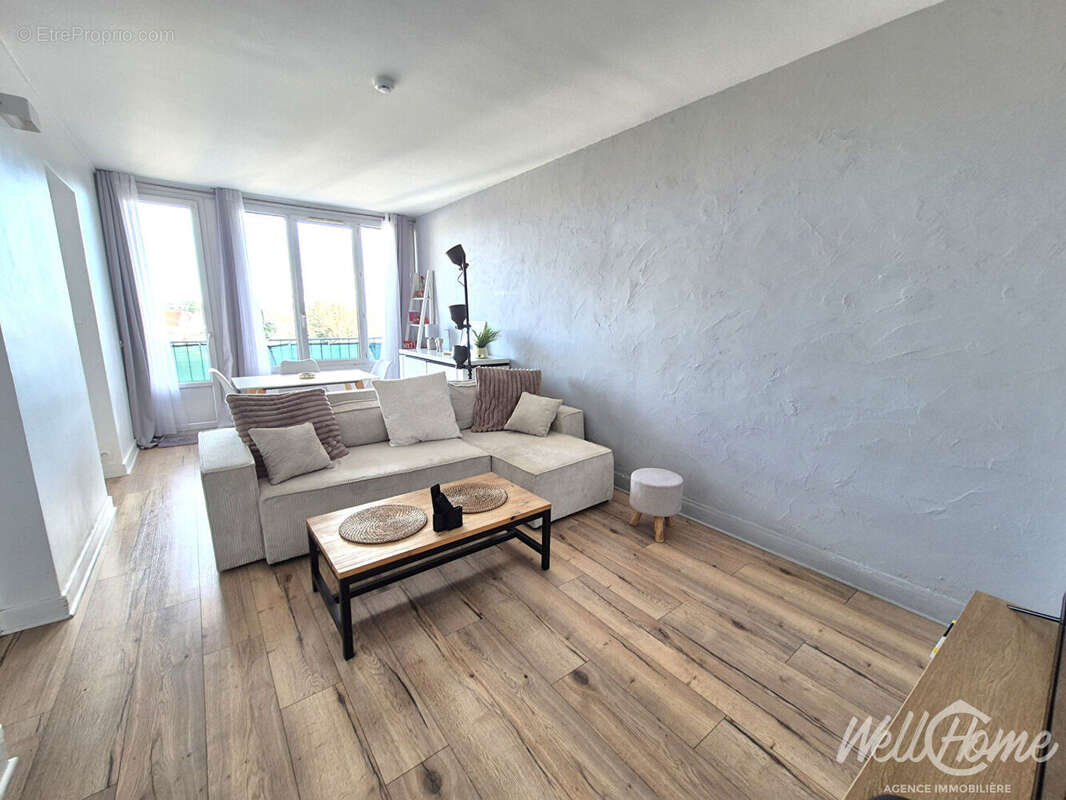Appartement à SAINT-OUEN-L'AUMONE