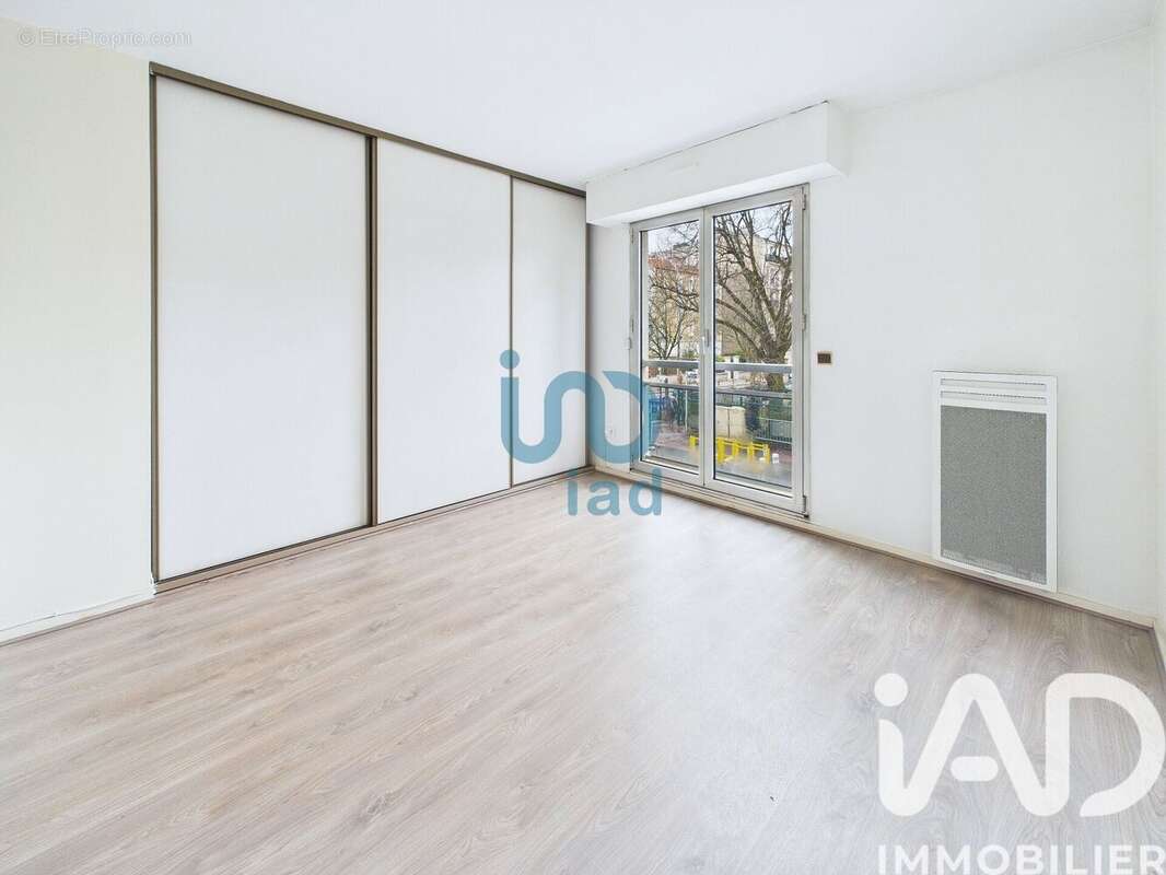 Photo 9 - Appartement à MONTROUGE