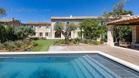 Maison 279 m² à Maussane-Les-Alpilles  - photo 2