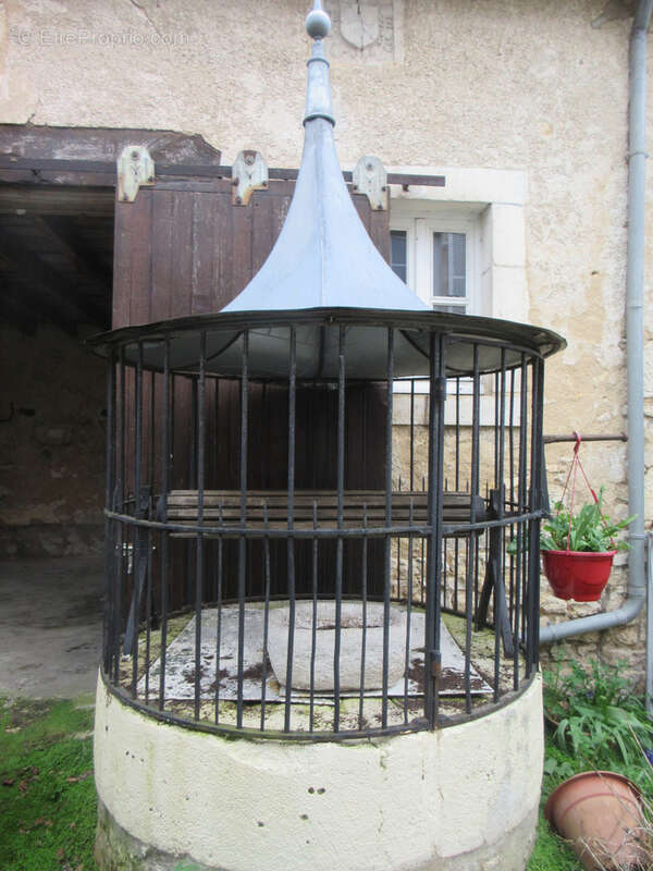 Maison à SAINT-GAULTIER