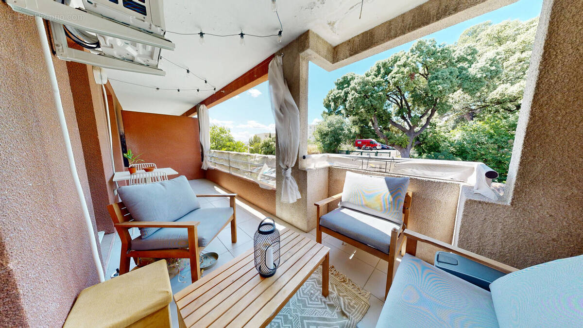 Appartement à MARSEILLE-12E