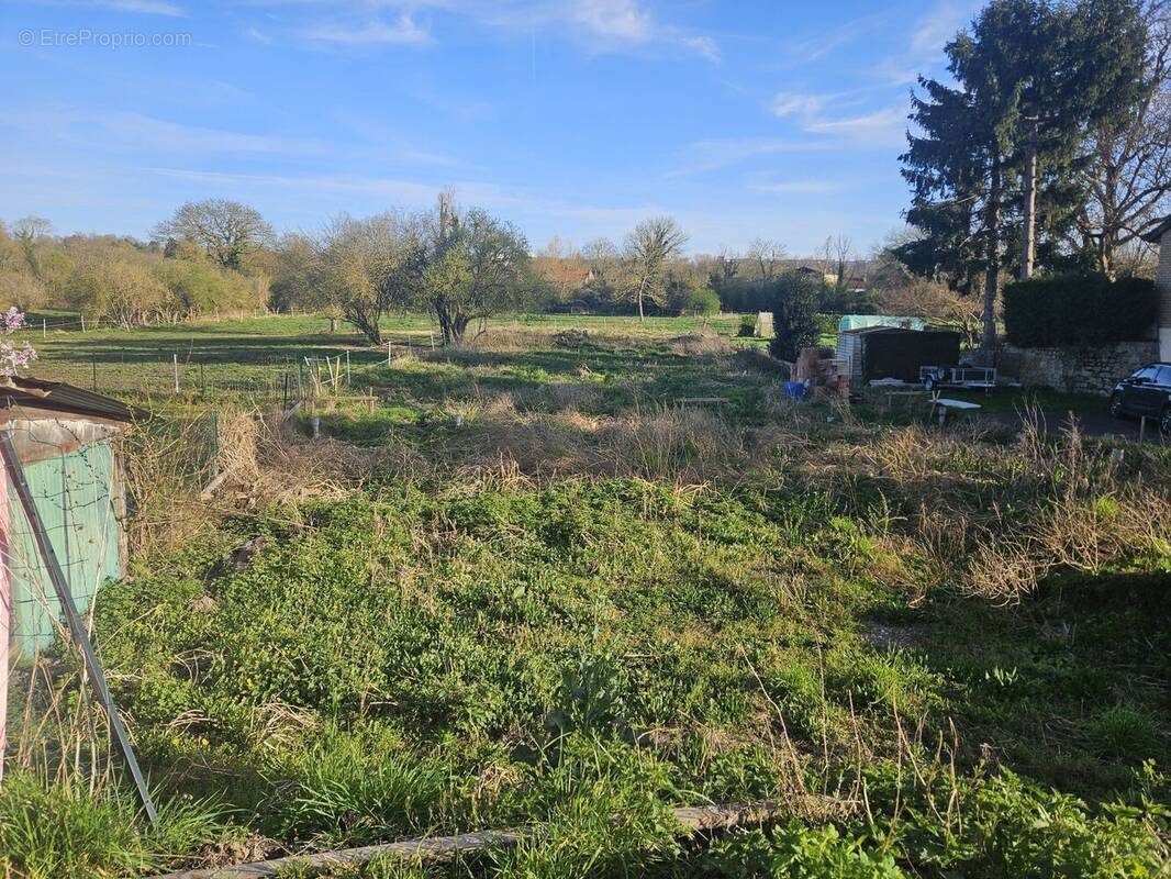 Terrain à PONT-DE-METZ
