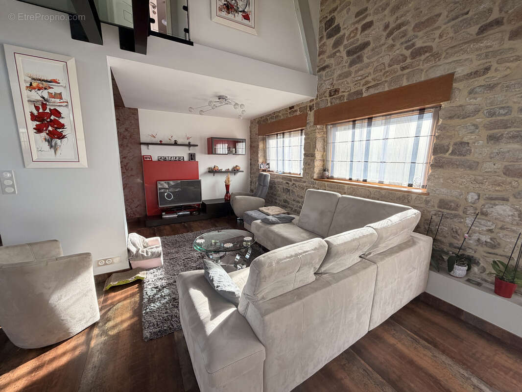 Maison à MONTERBLANC