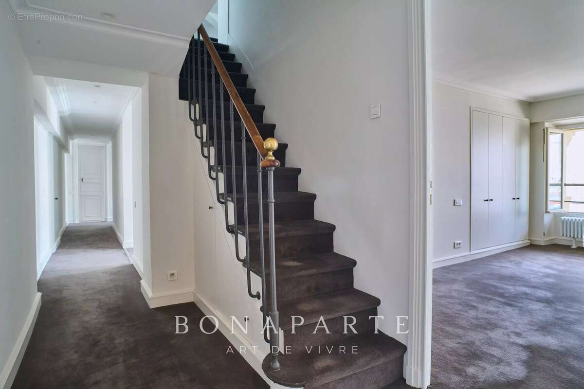 Paris 1er / saint-honoré – duplex / 3 chambres – derniers étages avec ascenseur - photo 7