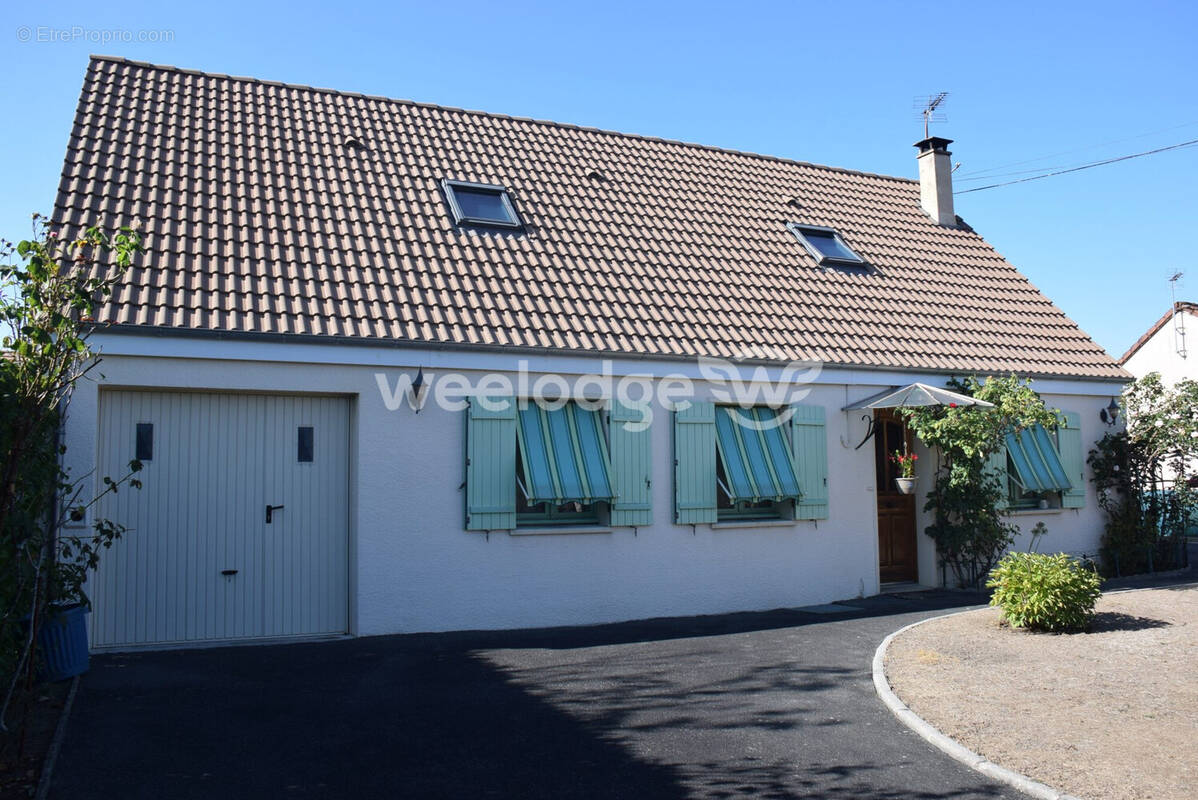 Maison à VELLES