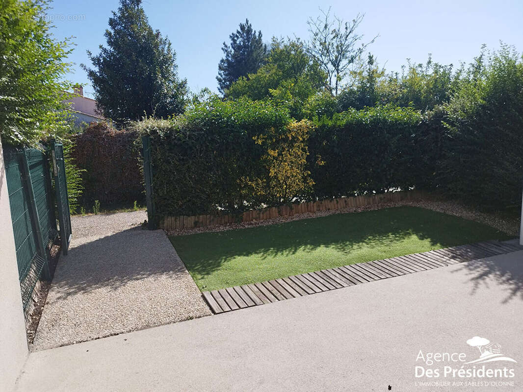 Appartement bourg chateau - photo 9