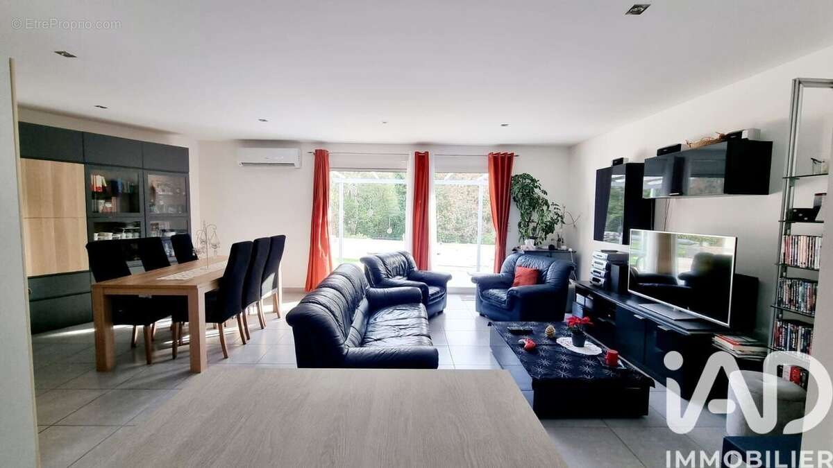 Photo 3 - Maison à NANS-LES-PINS