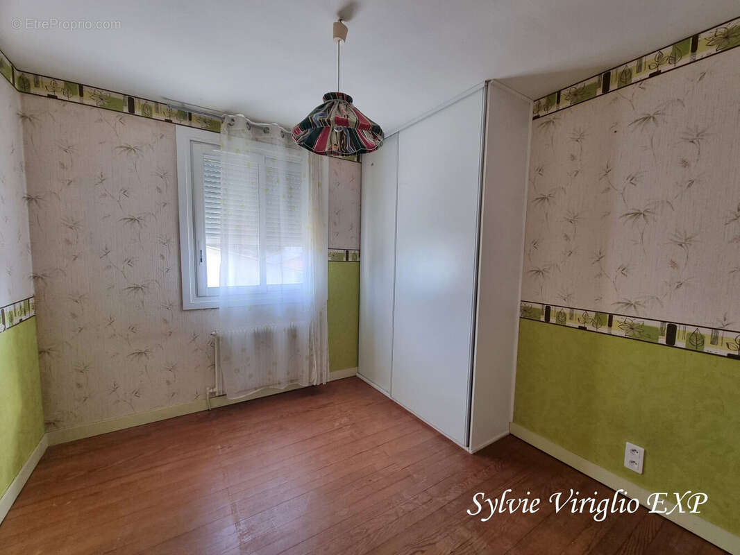 Maison 176 m² à Lamonzie-Saint-Martin  - photo 9