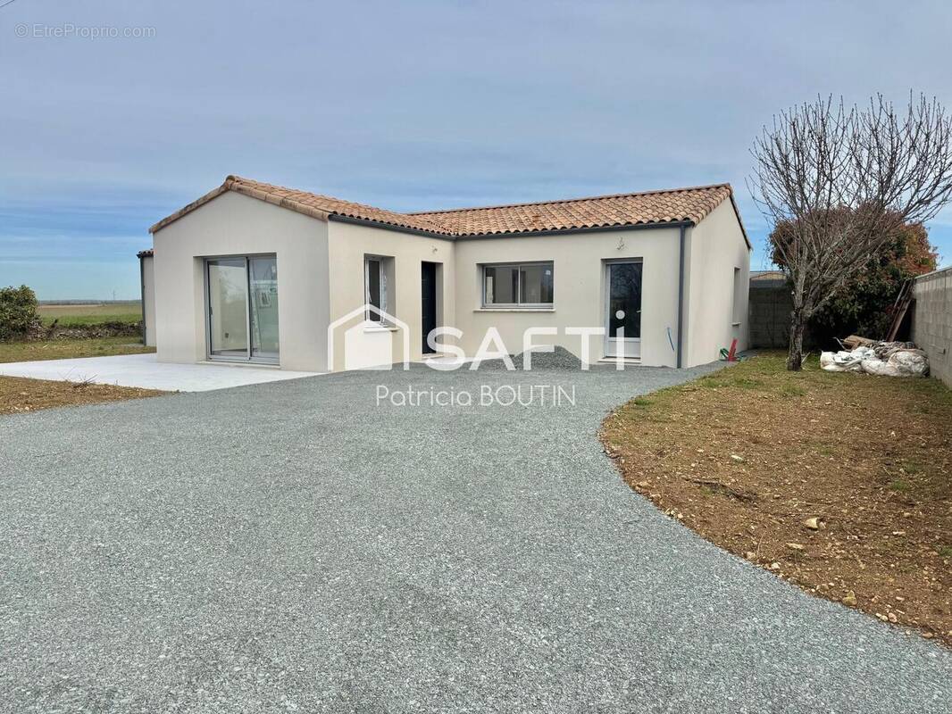 Photo 1 - Maison à ECHIRE