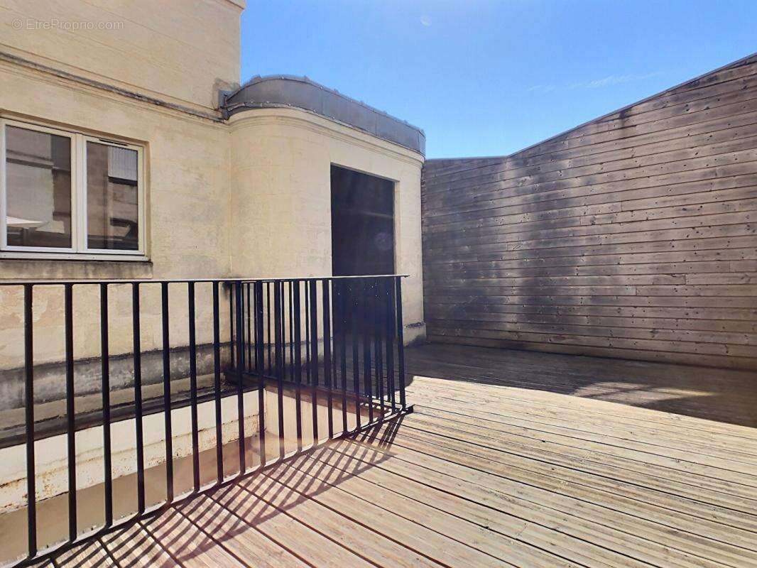Appartement à BORDEAUX