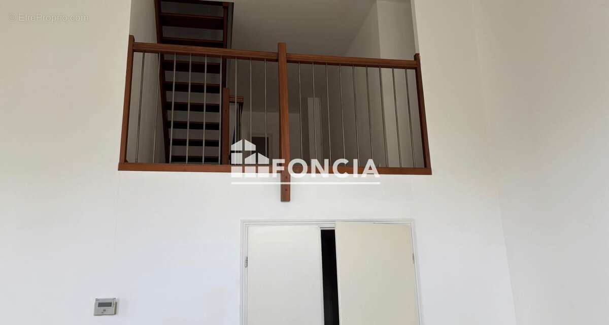 Appartement à CROUY-SAINT-PIERRE