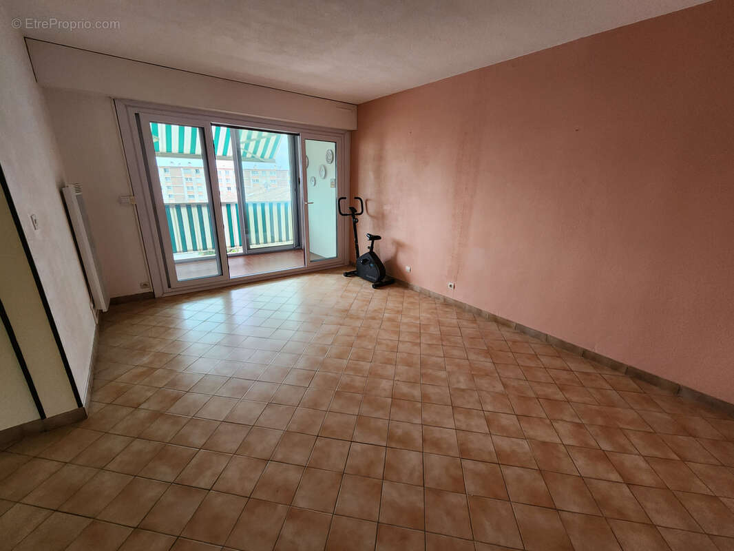 Appartement à FREJUS