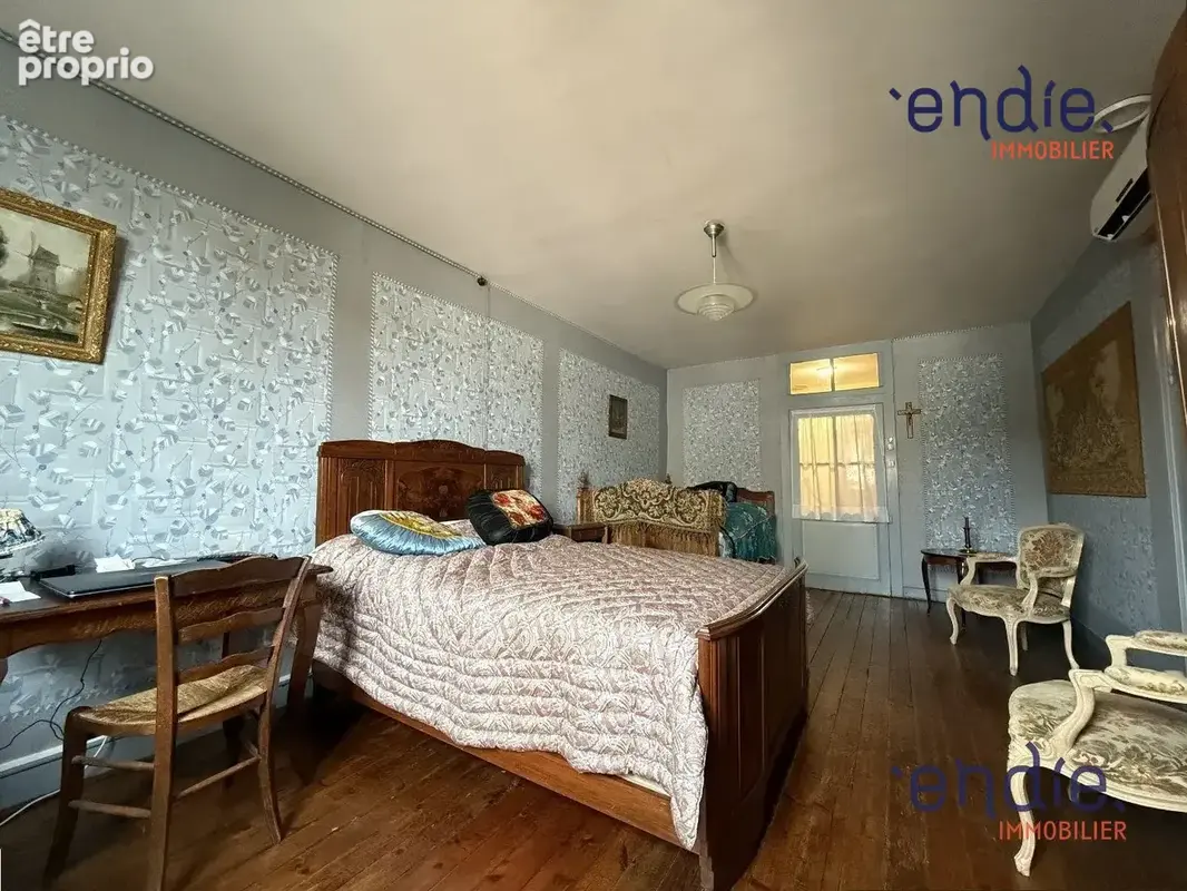 Maison 8 pièces 177 m² à vendre à Monetay-Sur-Loire (03470) - photo 8