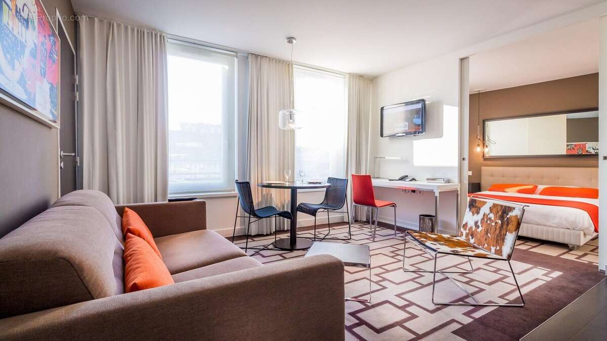 INVESTISSEMENT LOCATIF  GRENOBLE  Résidence d'Affaires Adagio Grenoble Centre - 6,01 % de rentabilité - photo 2
