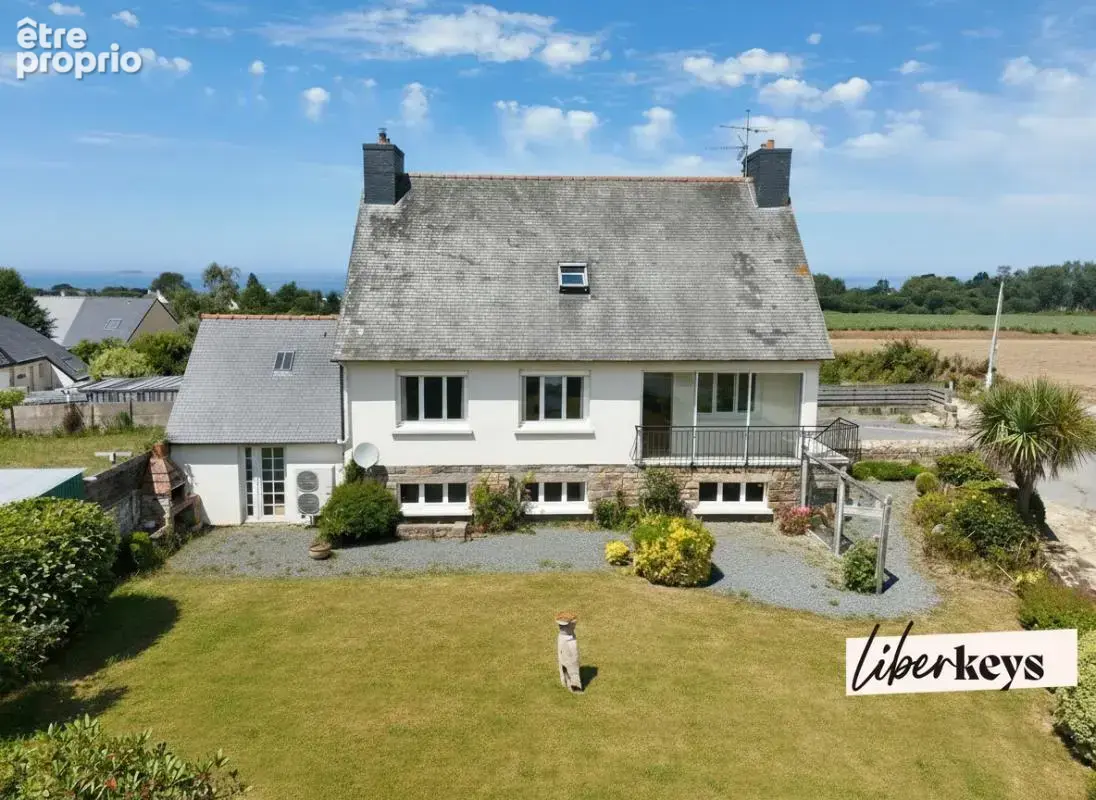 Maison à TREVOU-TREGUIGNEC