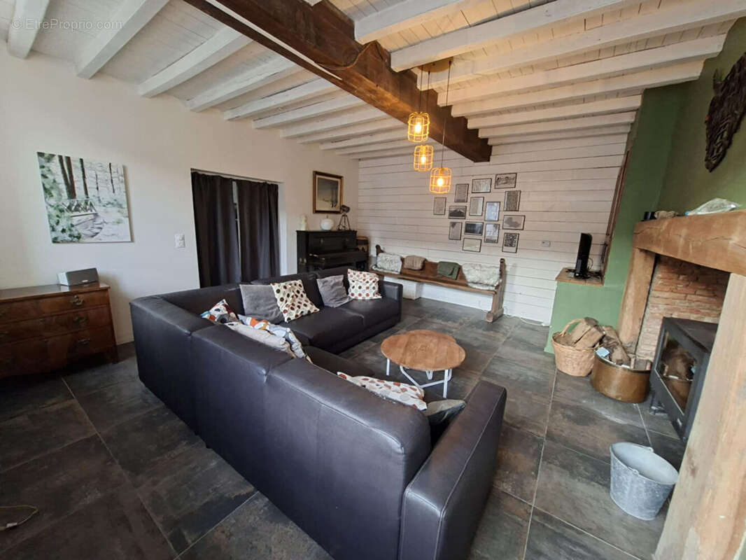 Maison à CILLY