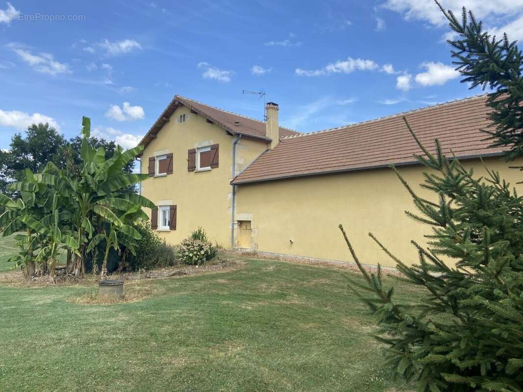 Maison à SAINT-ELOI