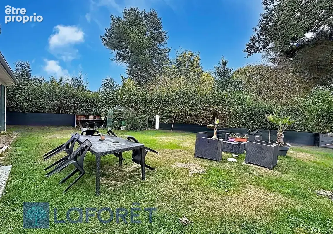 À vendre - maison de plain-pied à saint-sébastien-de-morsent - photo 3