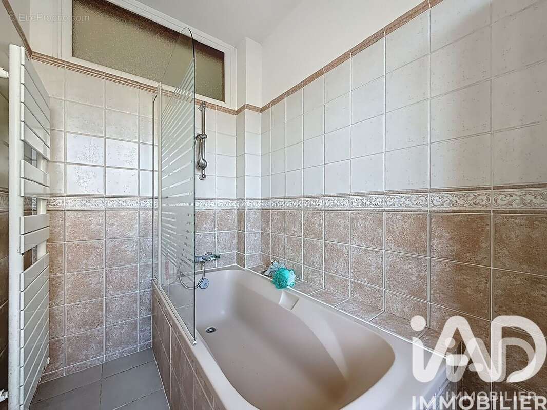 Photo 9 - Maison à HOUILLES