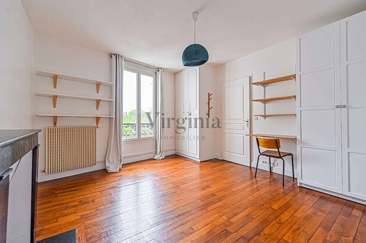 Appartement à CHARENTON-LE-PONT