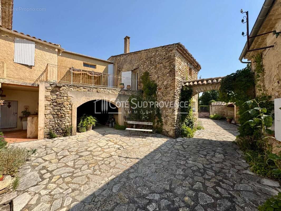 Hameau de charme en provence - photo 21