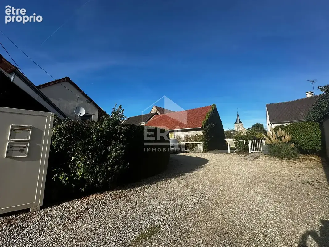 Photo Maison à Tauxieres-Mutry au prix de 349 000€