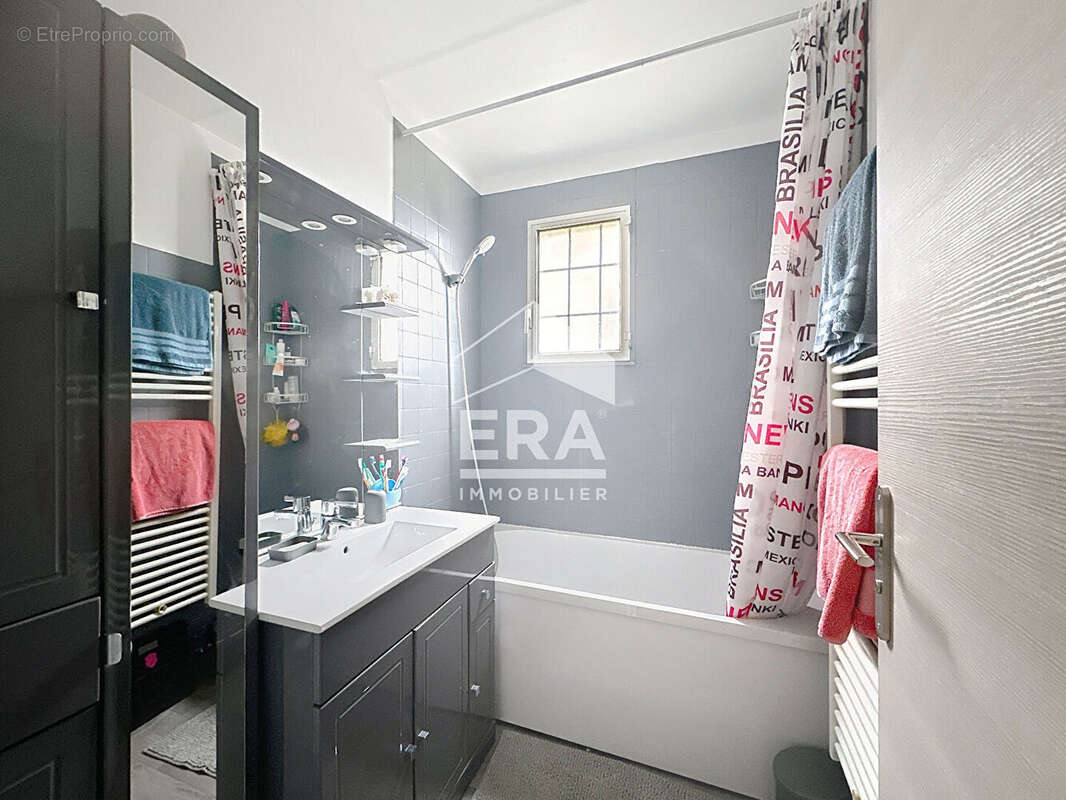 Maison à COURDIMANCHE