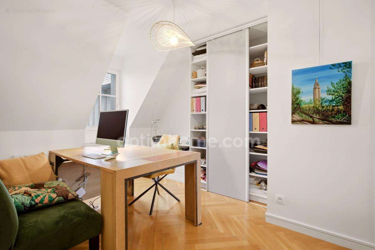 DEAUVILLE - Appartement Duplex - 138.46 m2 au sol - 3 chambres - Terrasses et balcon -  Vue mer - Parking - Cave - photo 5