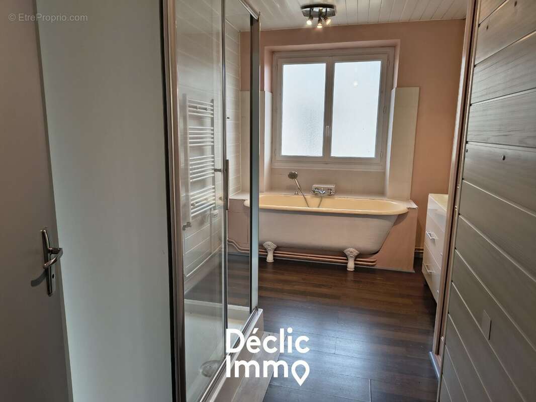 Spacieuse maison de bourg, l'alternative parfaite entre appartement et maison. - photo 11