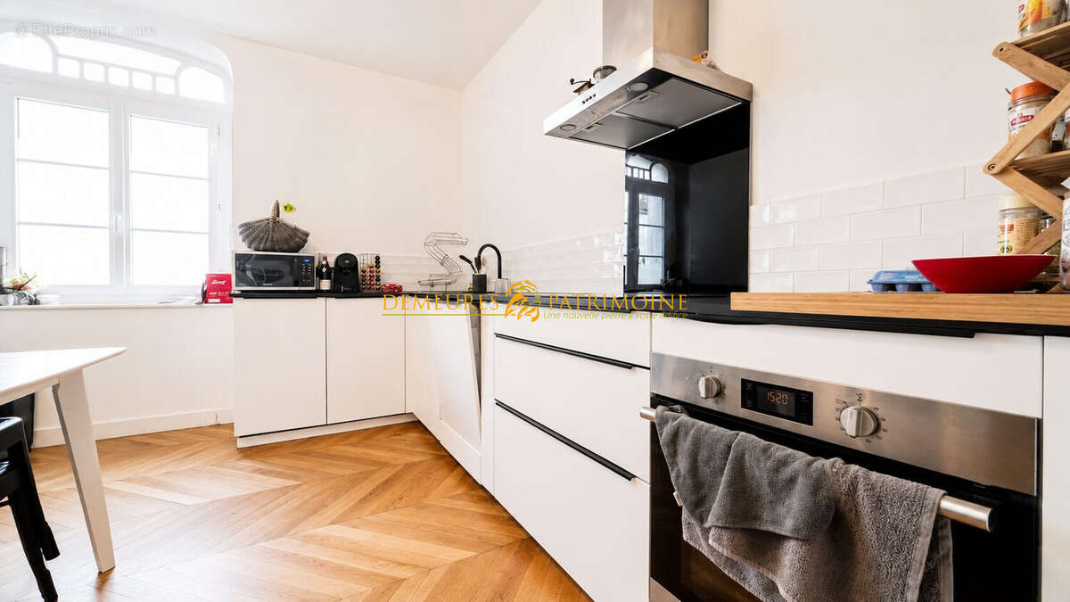 Maison 155 m² à Soyaux  - photo 3