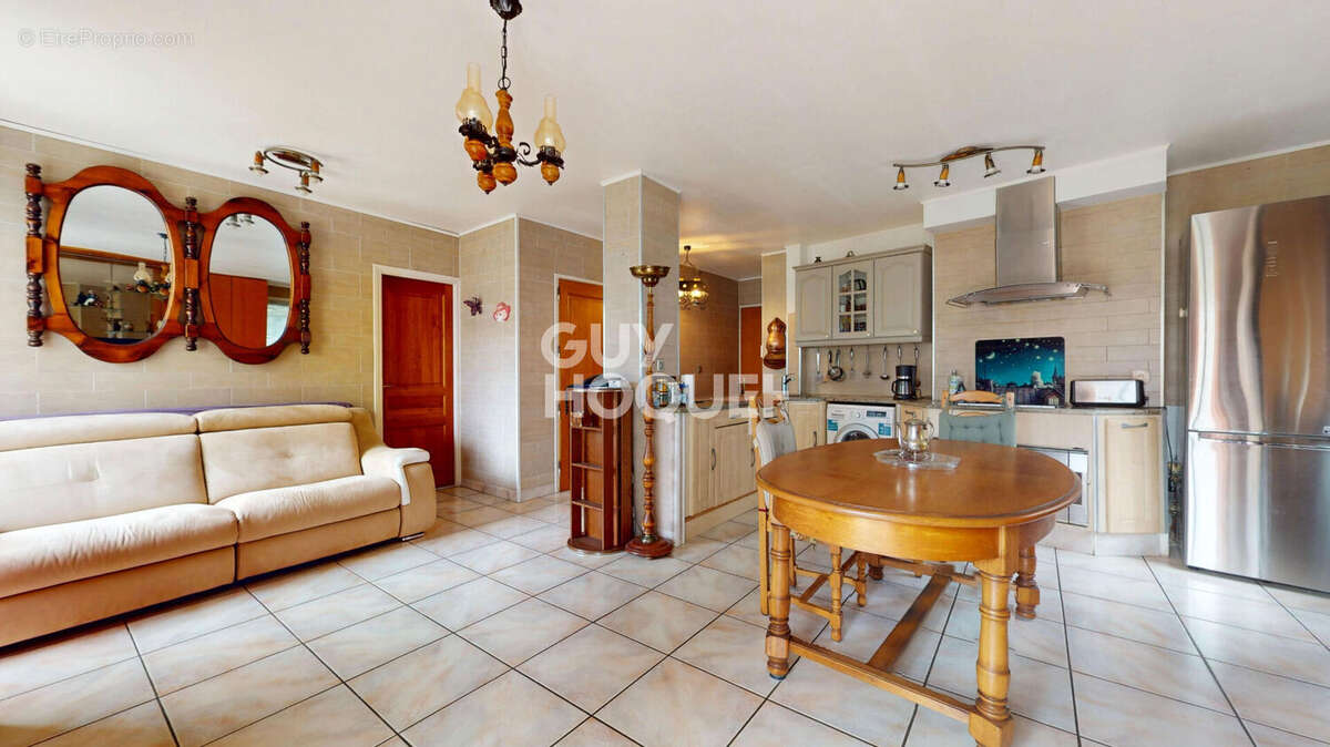 Appartement à AIX-LES-BAINS