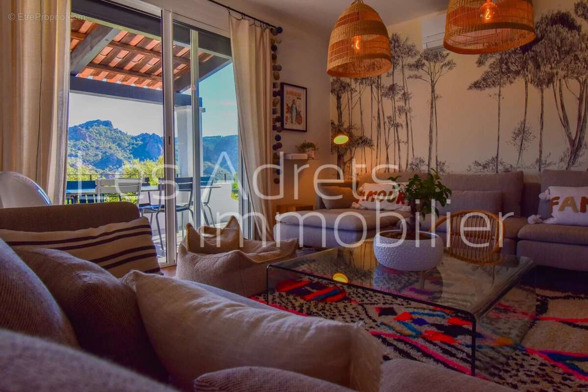 Maison à LES ADRETS-DE-L&#039;ESTEREL