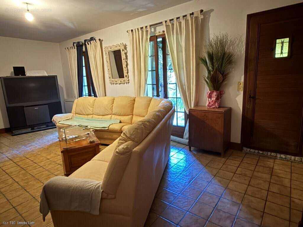 Maison à MANSLE