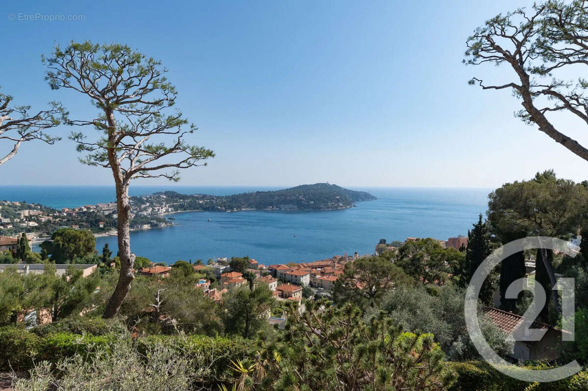 Appartement à VILLEFRANCHE-SUR-MER