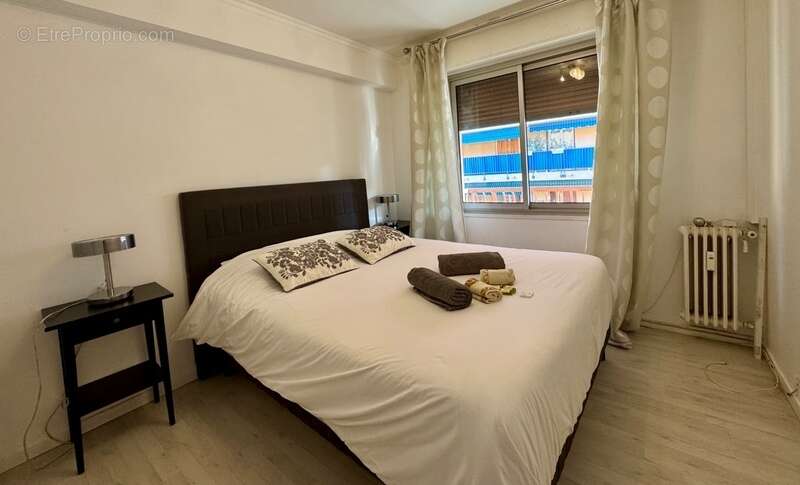 Appartement à VALLAURIS